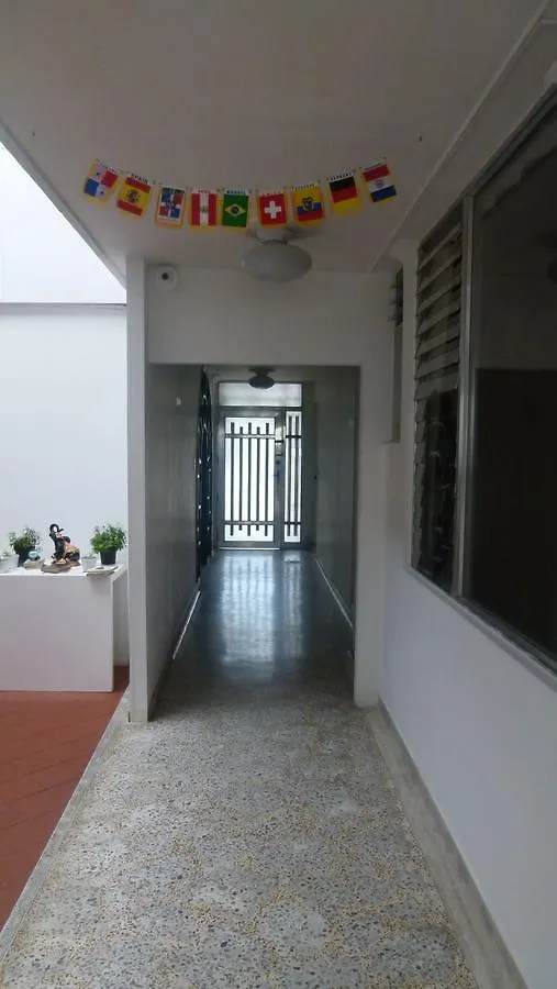 Forest Medellin Albergue Hostal